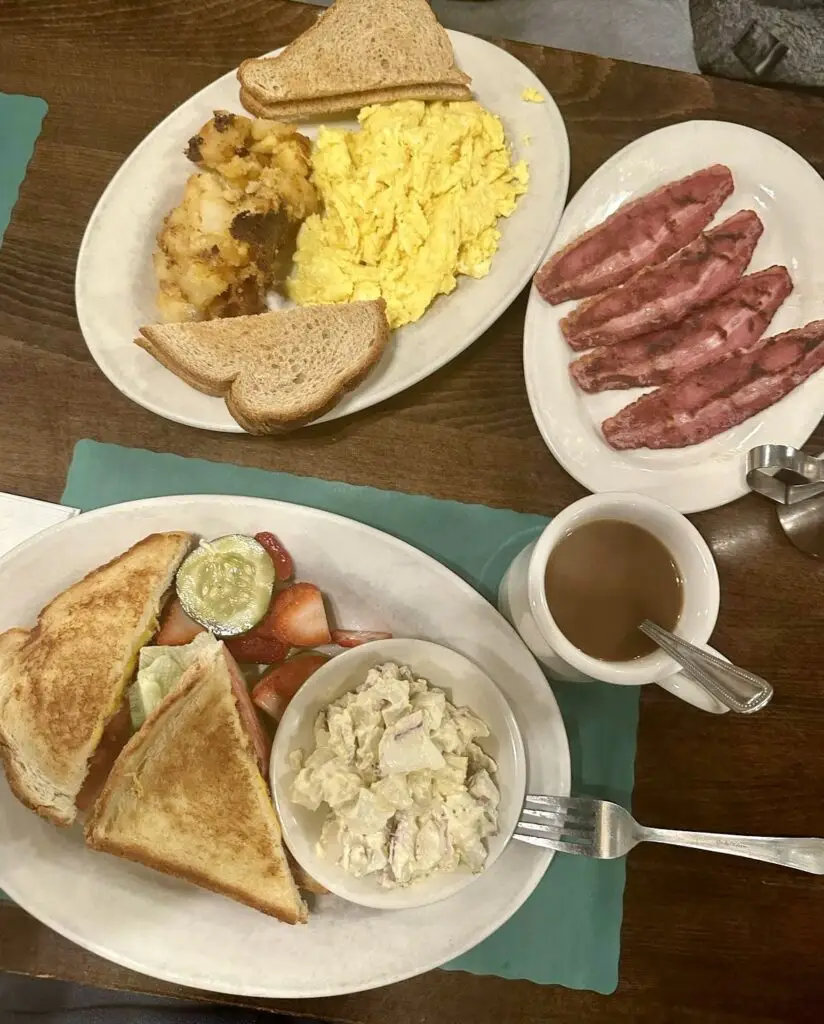 Munday's