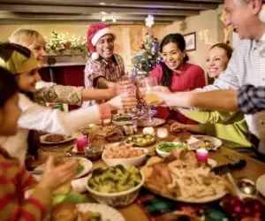 free glass of champagne when you visit elyse boutique in greenlawn-10-1 – Going Local Long Island Restaurants Open on Christmas Eve