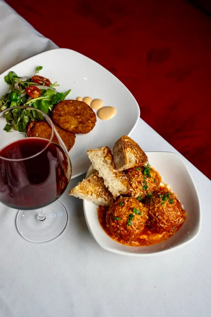 Barrotta's Supper Club