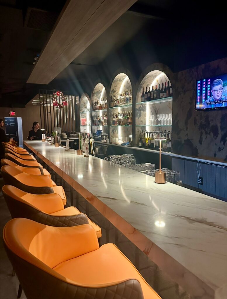 Tasting Room Kitchen & Cocktails – Going Local Long Island Eat at the Bar