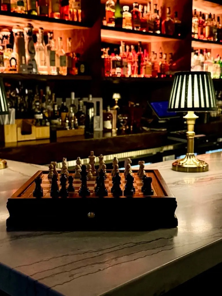 Oak & Vine – Going Local Long Island Eat at the Bar